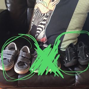 2 pairs toddler boy shoes sz 9